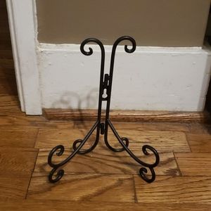 Black plate holder. Stands or hangs